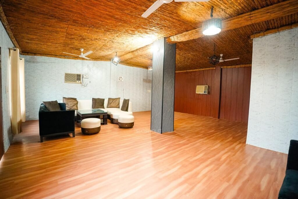 Living Area 3